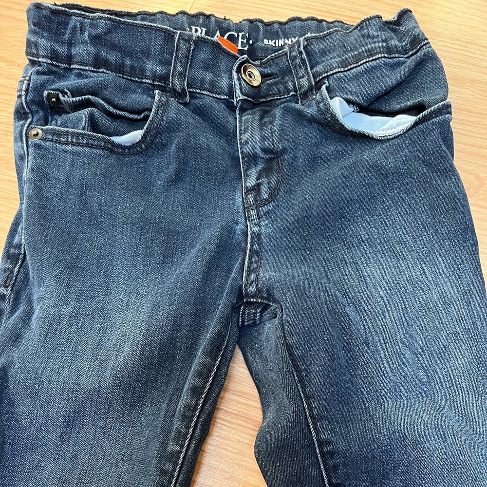 5 pairs of size 7 boys jeans